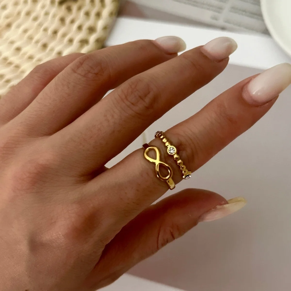 Edelstahl-Spiralring mit Lava-Infiniti-Schleifenmuster, gehämmert, für Damen und Herren, unregelmäßiger, strukturierter, geometrischer Ring, Punk-Schmuck – Detail 14