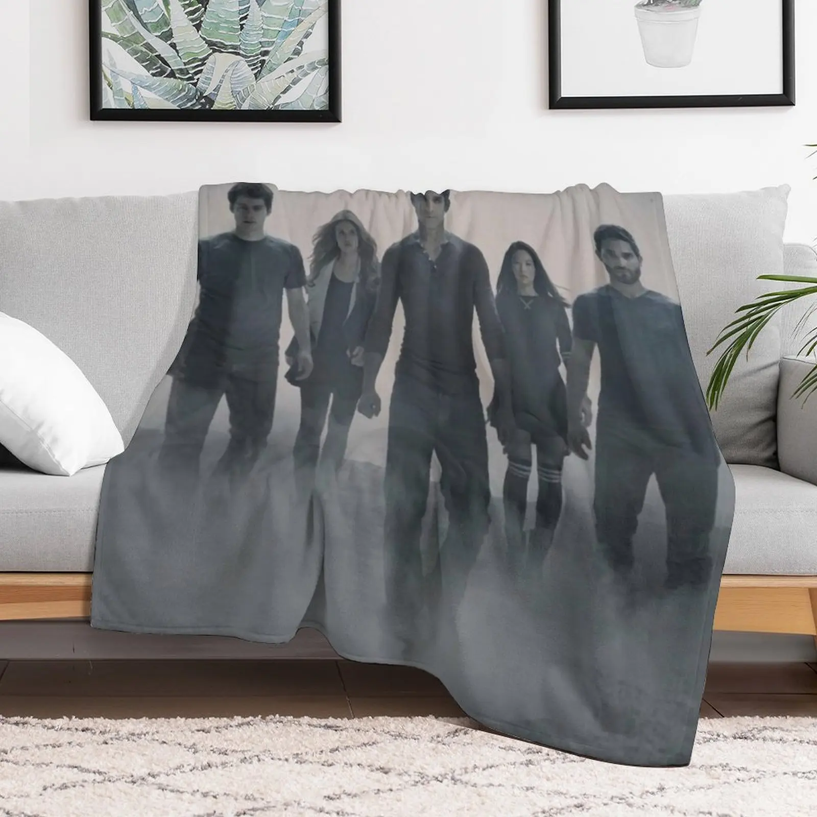 Teen Wolf Cast Throw Blanket Soft Plush Plaid Luxury Designer Sofa Quilt Fashion Sofas Blankets