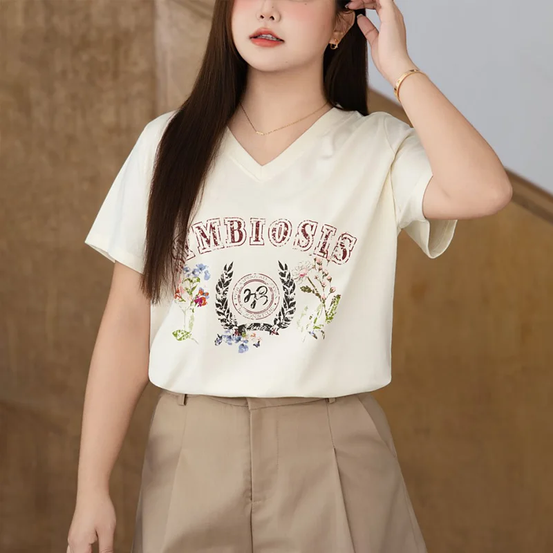 T-shirt manches courtes col en v imprimé rétro naturel grande taille femmes décontracté Premium ample Beige Vintage Floral coton fente t-shirts