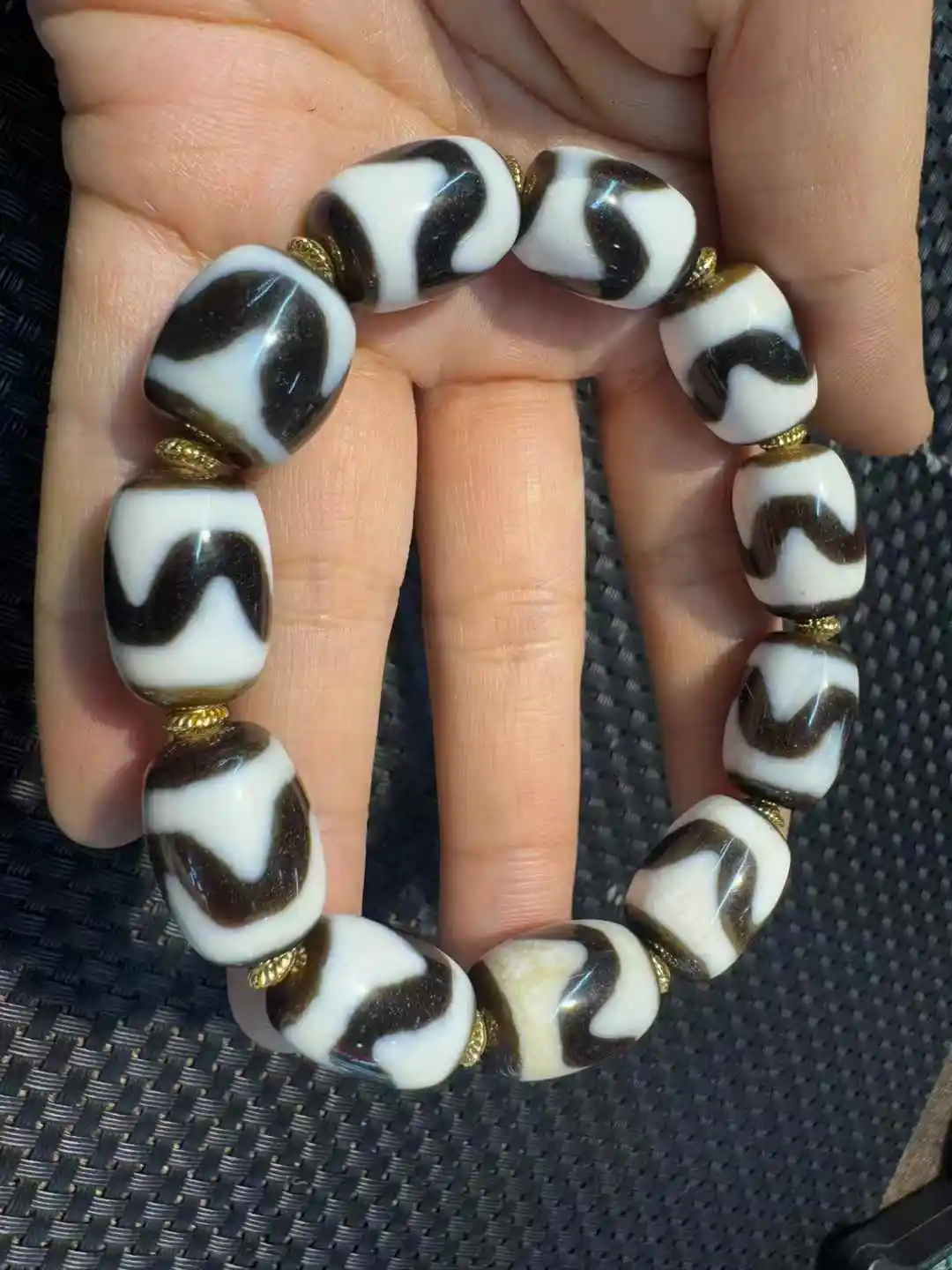 Old Dzi Beads Bracelet Single Tiger Tooth Totems Natural Agate Ji Powerful Amulet Collectible Jewelry for women and men