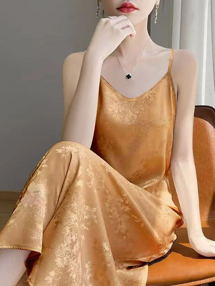 

New Chinese Style Summer V-Neck Midi Dress Embroidered Strapless Base Layer A-Line Skirt Loose Fit Casual Wear Ladies Dress
