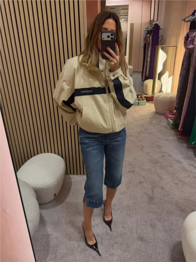 Women's Contrast Striped Jacket with Zipper New 2026 Autumn Stand-Neck Long Sleeve Women Coats Simple Female Tops