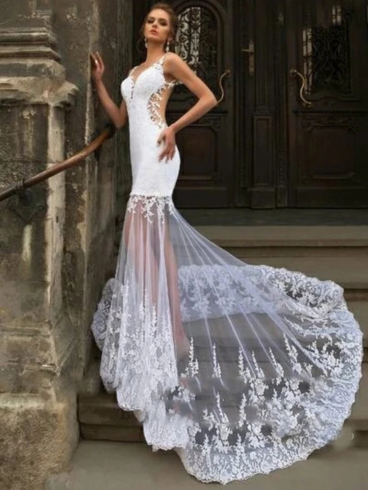 Sexy V-neck Backless Wedding Dresses With Detachable Train Three Pieces 3 in 1 Lace Applique Bridal Gown Vestido De Novia