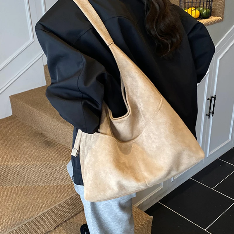 

Женская универсальная сумка из искусственной замши, однотонная модная сумка для подмышек, большая вместительная дорожная сумка для покупок, рабочая сумка-тоут, осень-зима