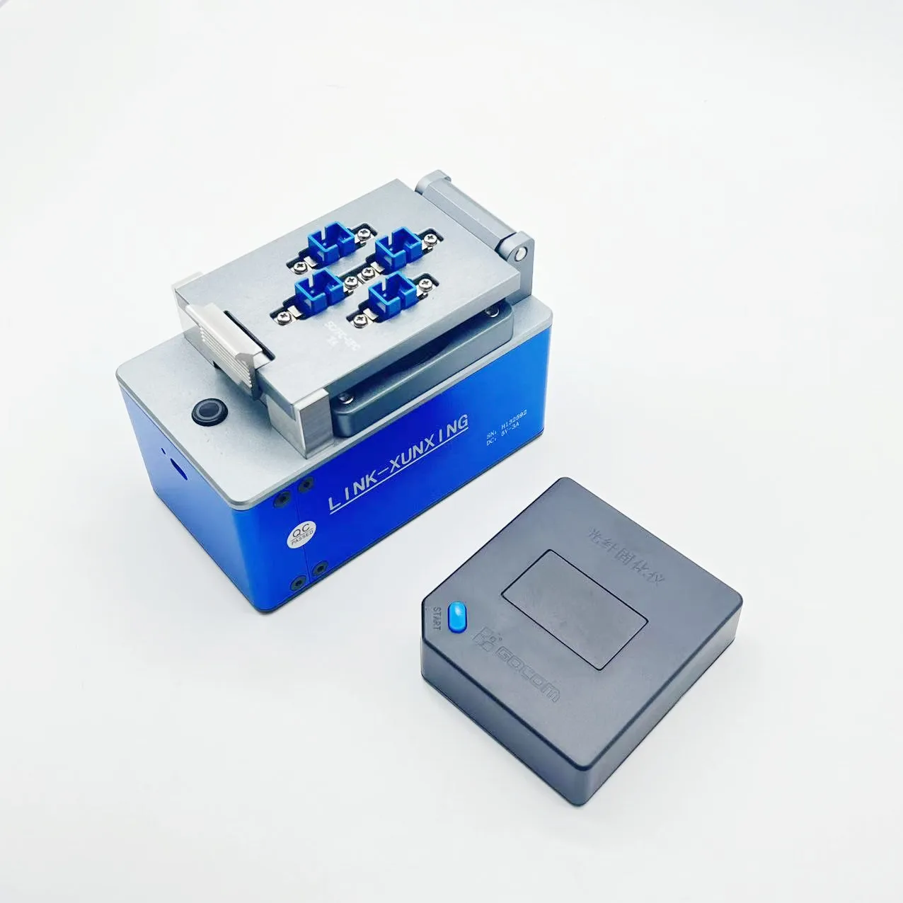 

Ручная полировальная машина Easy-H поддерживает одночасное полирование из четырех волокон и предлагает настраиваемые приспособления.