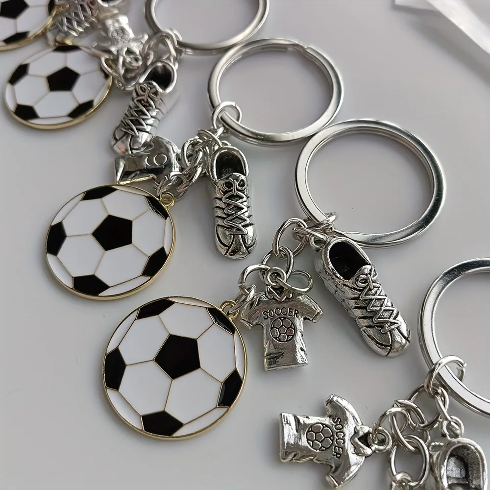 6/12 Stück Fußball-Schlüsselanhänger aus Zinklegierung Fußballschuhe Trikot Ball Anhänger Sport-Fans Team-Spirit Souvenir Themen-Schlüsselringe – Detail 1
