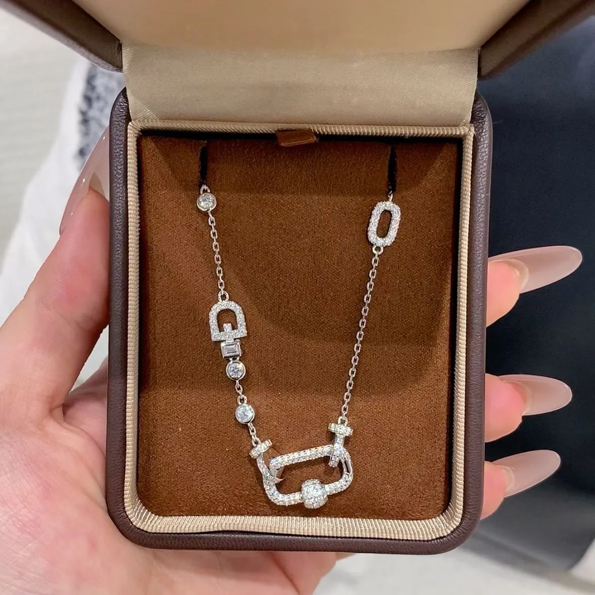 Trendy 925 Sterling Silver Pendant Necklace For Women Geometric Link Openwork Pavé Accent Stones Luxury Fine Jewelry