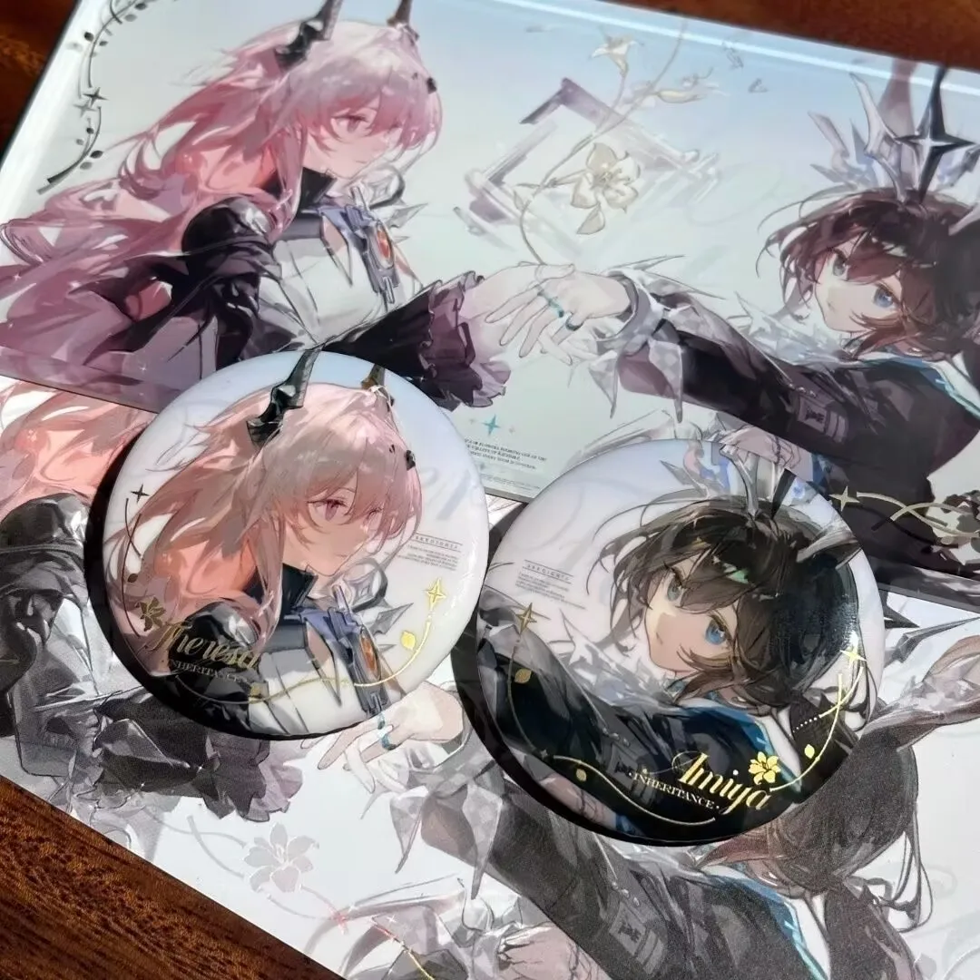 

The same "Arknights" legacy flower, "Theria Amiya", with a high level of appearance badge Brooch badge