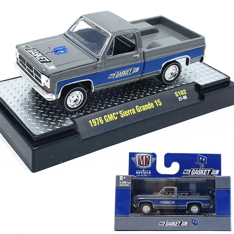 

1:64M2 Car Model 1976 Pickup Truck Simulation Alloy Car Model Collection Ornaments with Brand New Packaging
