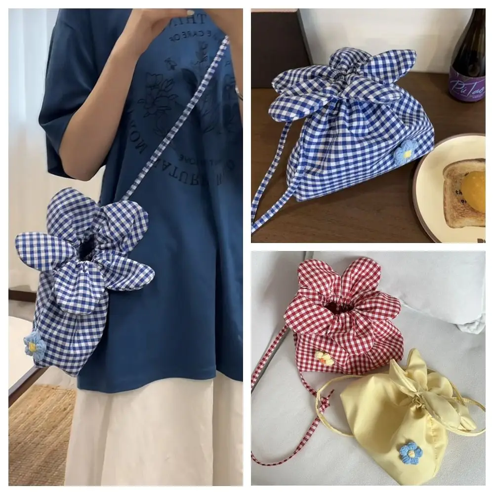 

Literary Korean Style Plaid Drawstring Bag Printing Cute Flower Handbag Large Capacity Portable Small Crossbody Bag Vacation