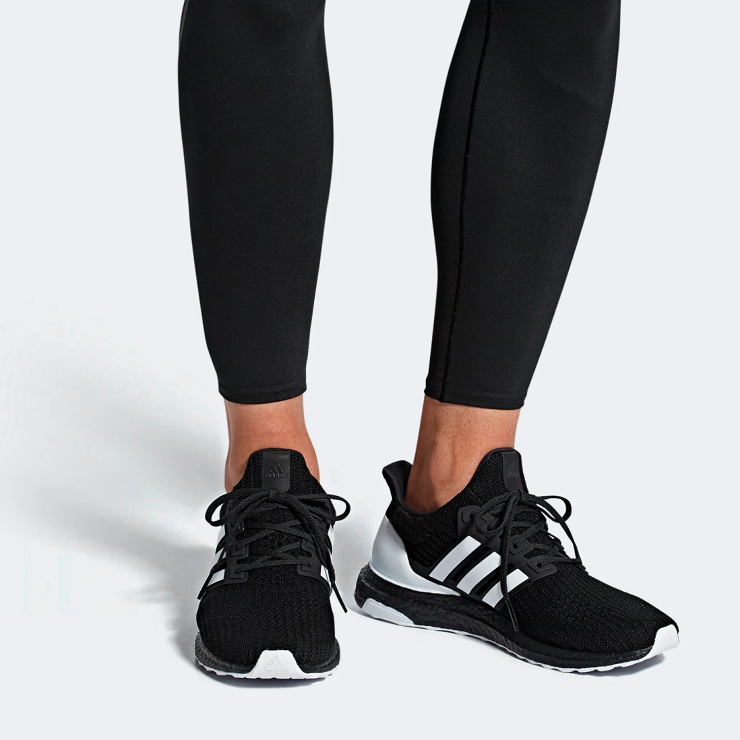 adidas-stagione-autentica-nuove-scarpe-da-corsa-ultraboost-da-uomo-e-da-donna-g28965
