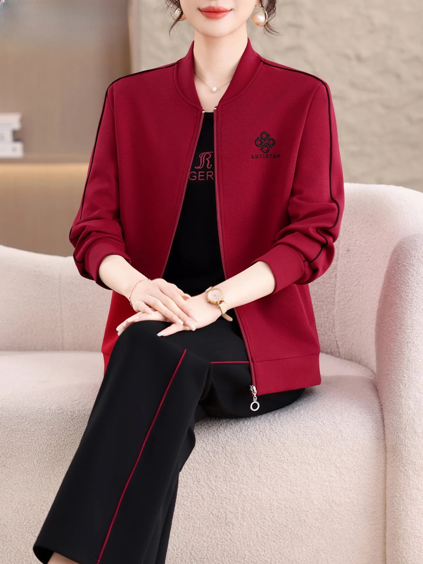 

Spring Outfit Casual Sportswear Set Women's 2026 New Mid-Aged And ly Spring Top T-irt Tee-piece Set Breathable Warmth