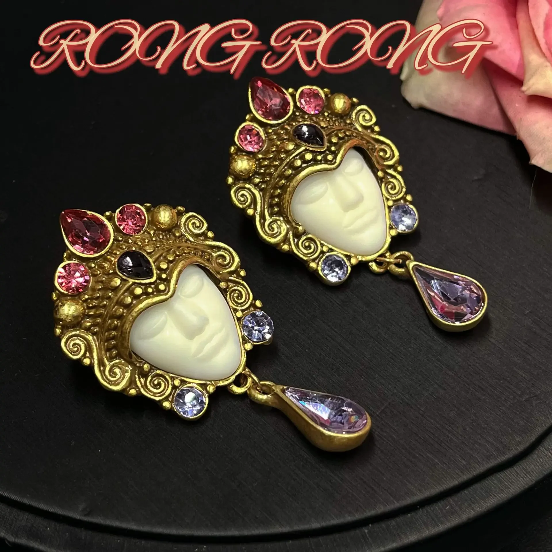 Vintage Handmade Retro Buddha Face Statue Heavy Earrings European and American Exaggerated Personality Palace Portrait Earrings