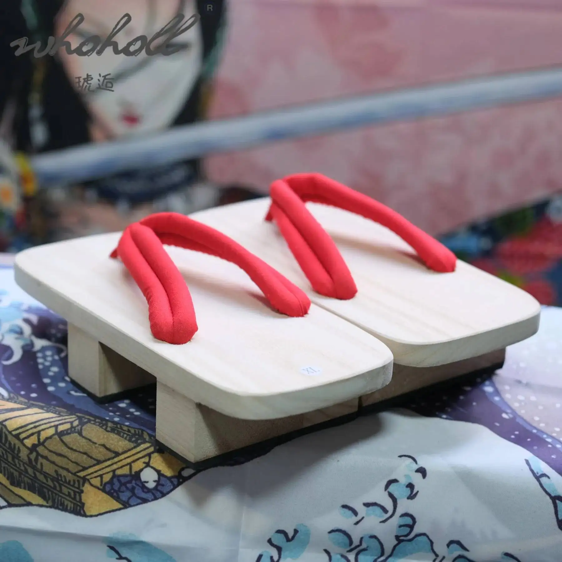 Unisex Dicke Plattform Zwei-Zähne Japanische Holz Geta Mann Frauen Hausschuhe Anime Coplay Kostüme Clogs Schuhe Flip-Flops Sandalen