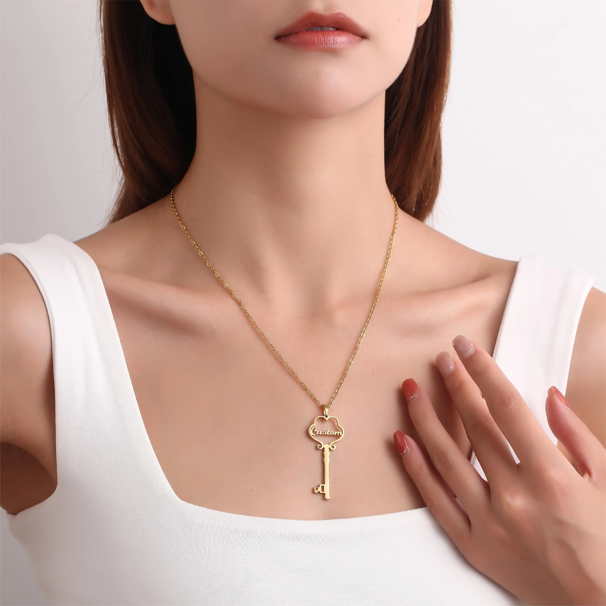 Mode Dagelijkse Aangepaste Sleutelnaam Ketting Minimalistische Aangepaste Naam Ketting Valentijnsdag Cadeau Voor Vriendin