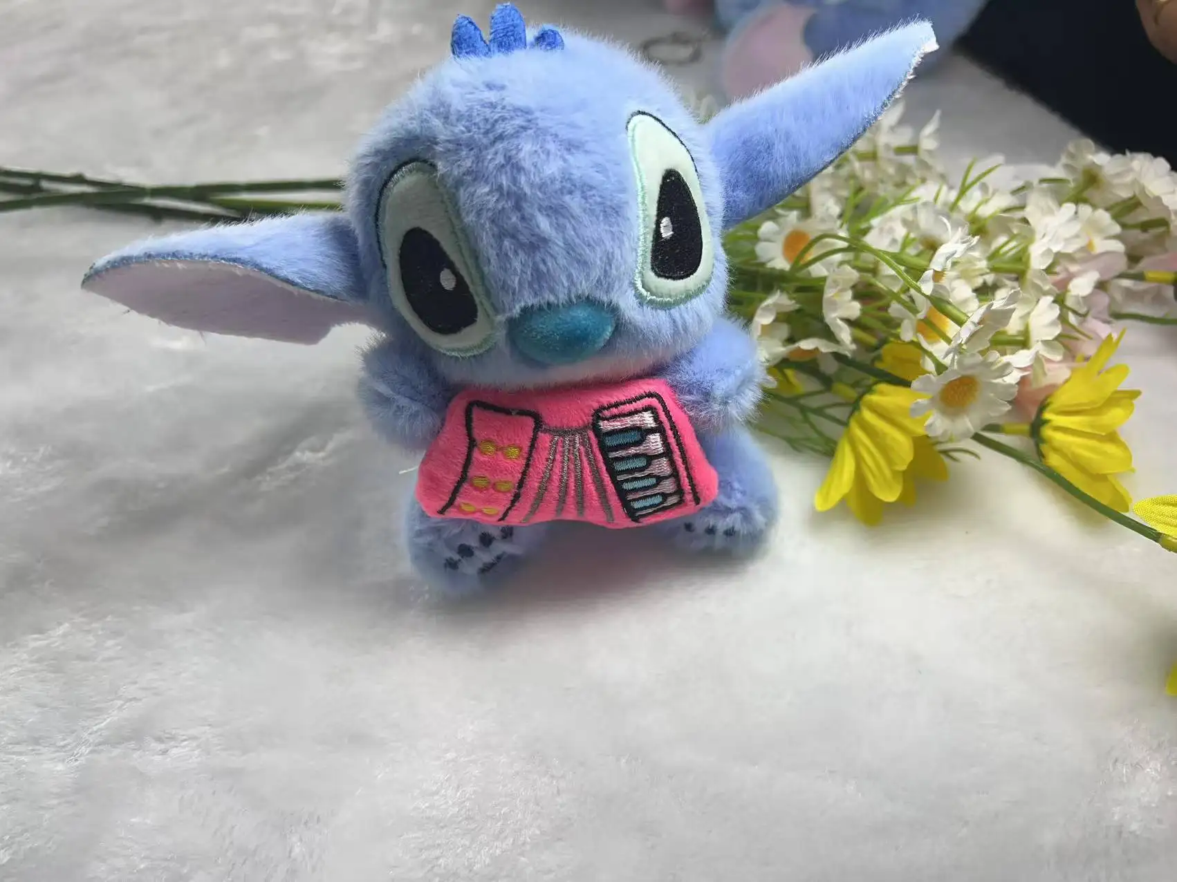 Porte-clés pour sac à dos, pendentif, jouet en peluche Kawaii, poupée faite à la main, dessin animé, cadeau mignon pour poupée d'anniversaire de petite amie, dernière collection