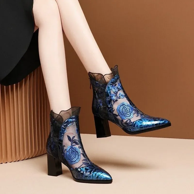 Ethnic Style Retro Lace High Heels Ankle Boots Women Autumn Embroider Pointed Toe Platform Short Boot Thick Heeled Pumps Zapatos