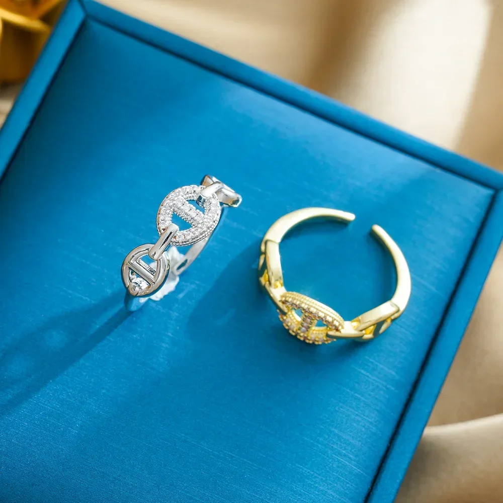 

9527A copper zircon gold-plated pig nose ring with an ins personalized design and an open ring