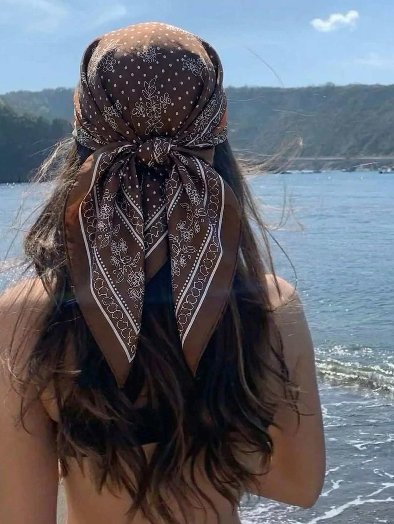 

Luxury Paisley Silk Satin Head Scarf For Women Plaid Print Kerchief Neck Scarfs Square Shawls and Wrpas Scarves For Ladies 70cm