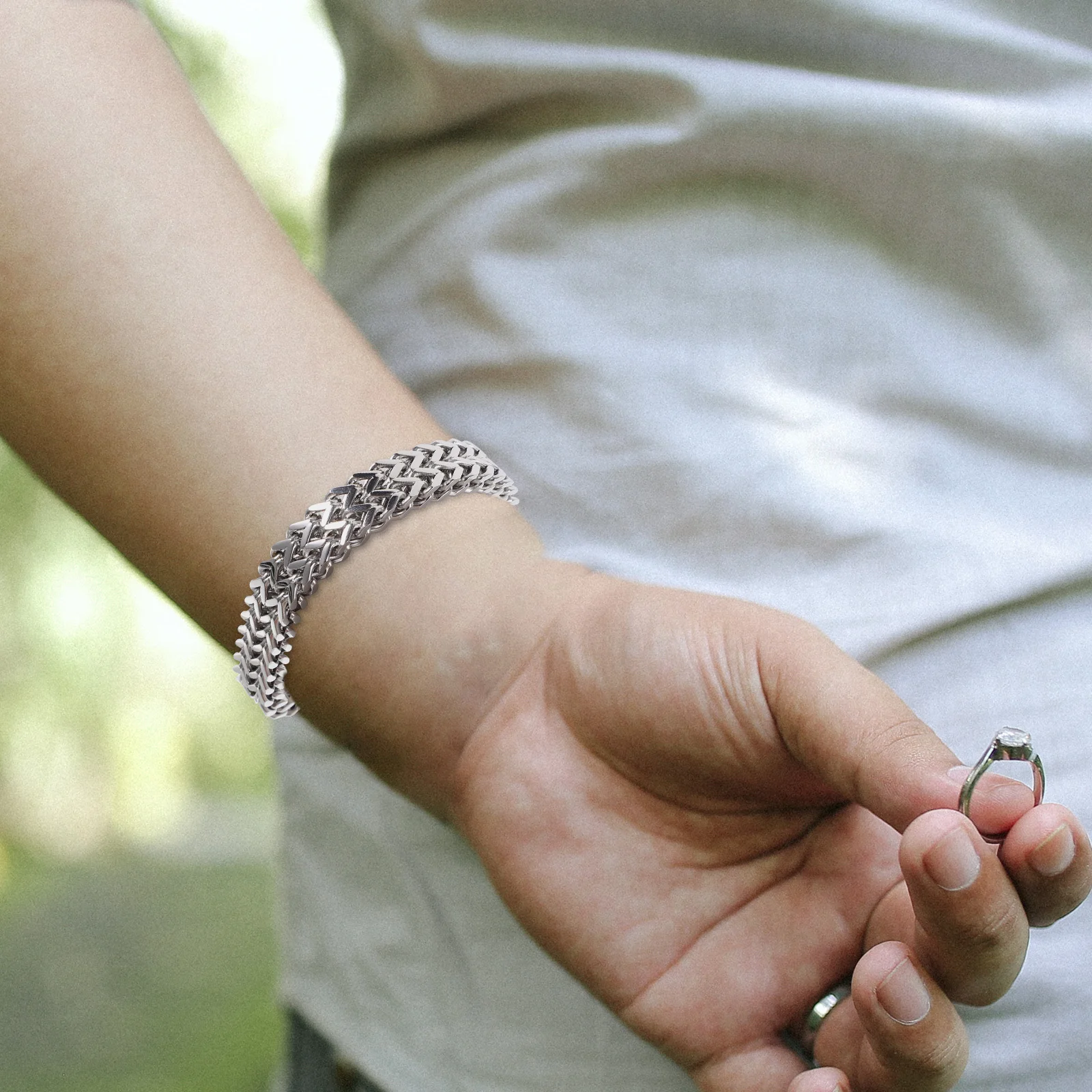 

Men'S Bracelet Stainless Steel Lock Clasp Bangle Anti-Stress Hand Jewelry For Party Christmas Halloween Gift Punk Fashion