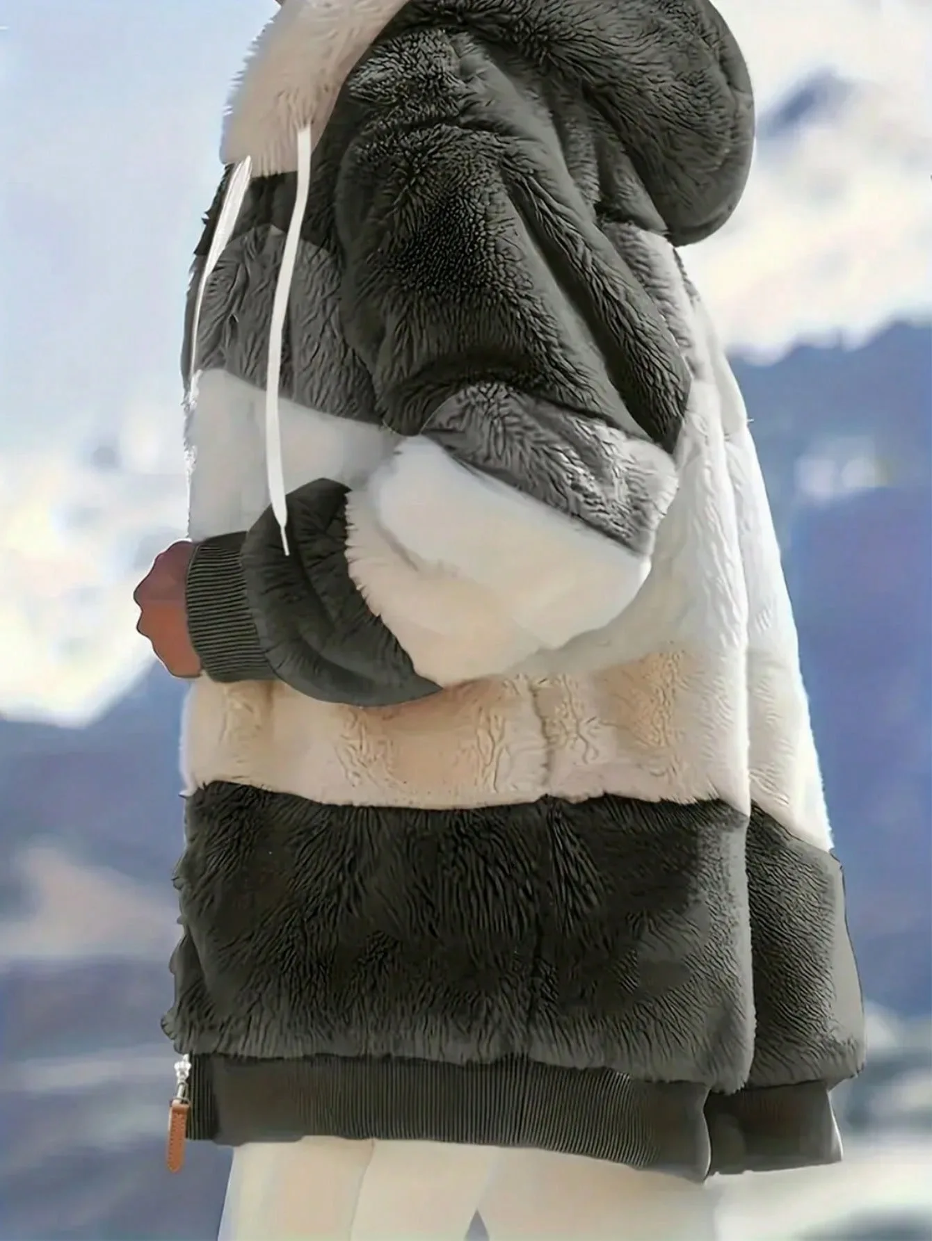 Plus Size Women Sherpa Fleece Jacket Color Block Patchwork Faux Fur Trim Hood Zip Up Ribbed Cuffs Drawstring Hooded Warm Winter