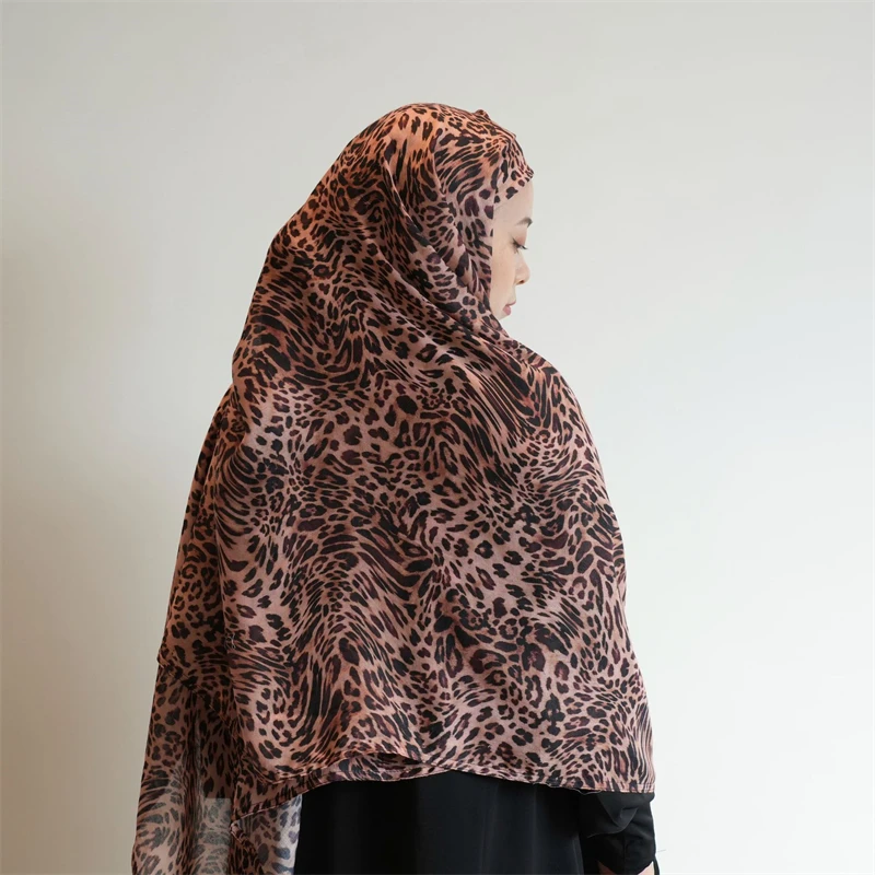 

New Sunscreen Voile Thin Women Scarf Hijab Classic Leopard Print Scarves Soft Lady Foulard Viscose Female Wrap Shawls