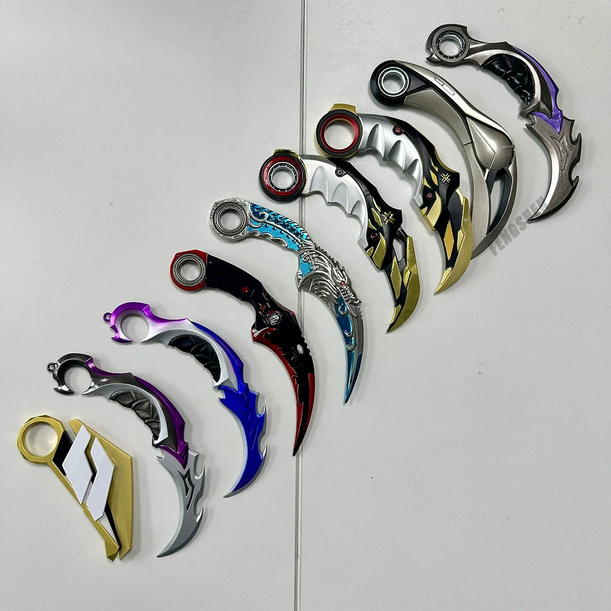 Valorant Knife Hot Style Karambit Metal Model Foldable Rotatable Champion EP5 Claw Knife Balisong Melee Weapon Samurai Toys Boys