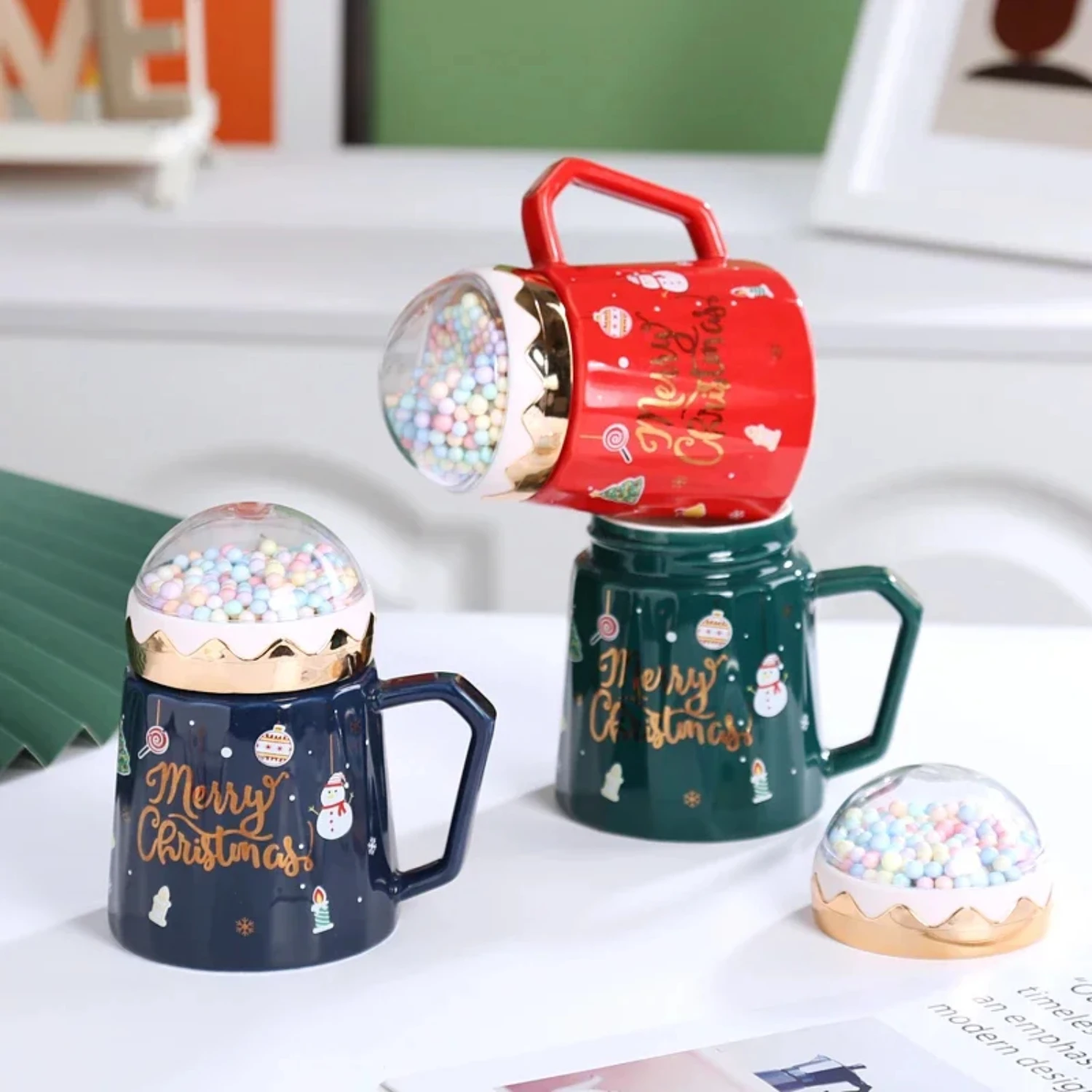 

Christmas Mugs with lid and Santa Claus spoon Creative Planet Ceramic Cup Xmas Gift Coffee cup Milk Cup Drinking office