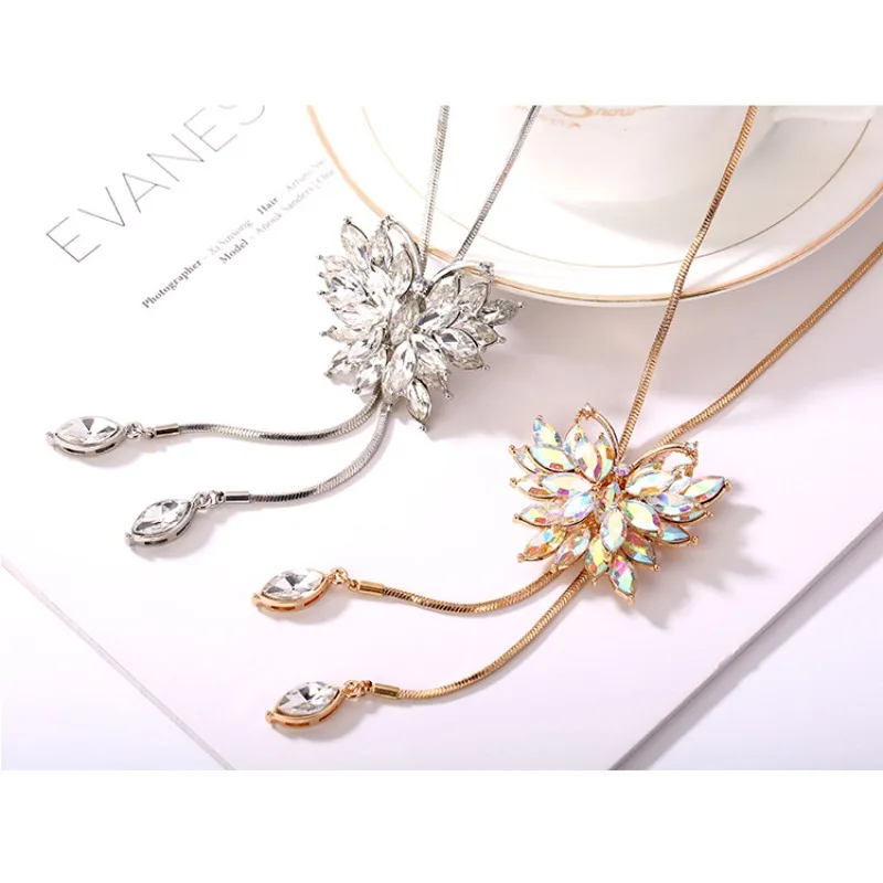 

Long sweater chain for autumn and winter, butterfly necklace versatile for women, tassel pendant accessory