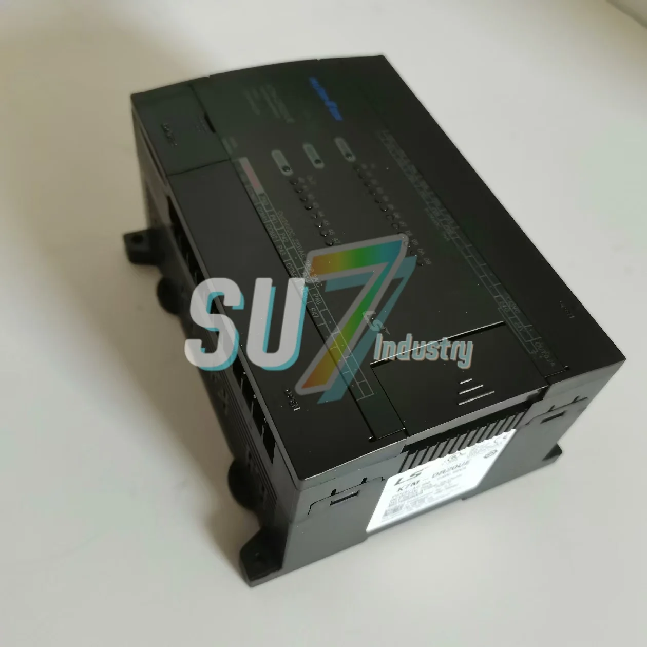 K7M-DR20UE XBC-DR32H وحدة تحكم قابلة للبرمجة في المستودعات