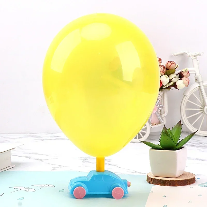 1 Pcs Power Recoil Balloon Powered Car Will Run After Blowing Air Toys for Kids Science Experiment Students Education Toys