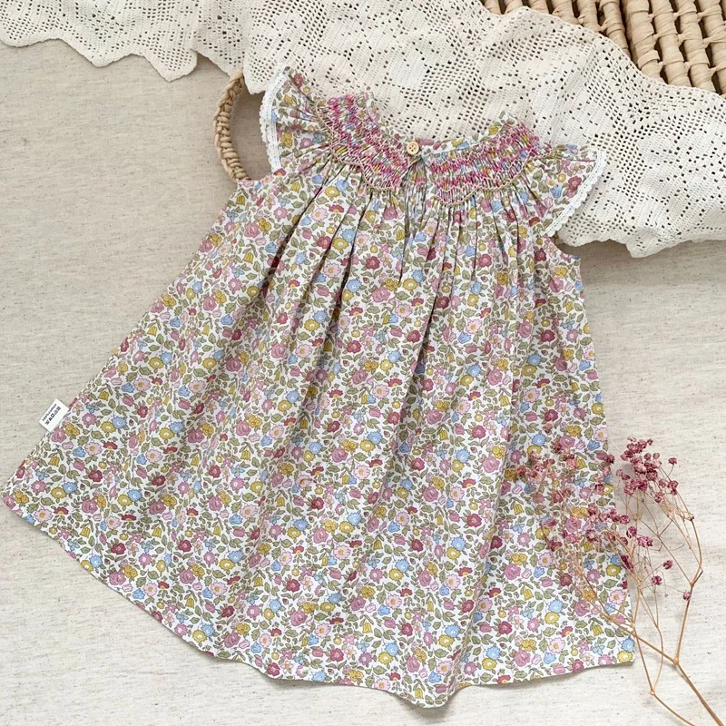 Vestido de verano para niña pequeña, prenda suave e informal con mangas voladoras, bordado a mano, 100% algodón