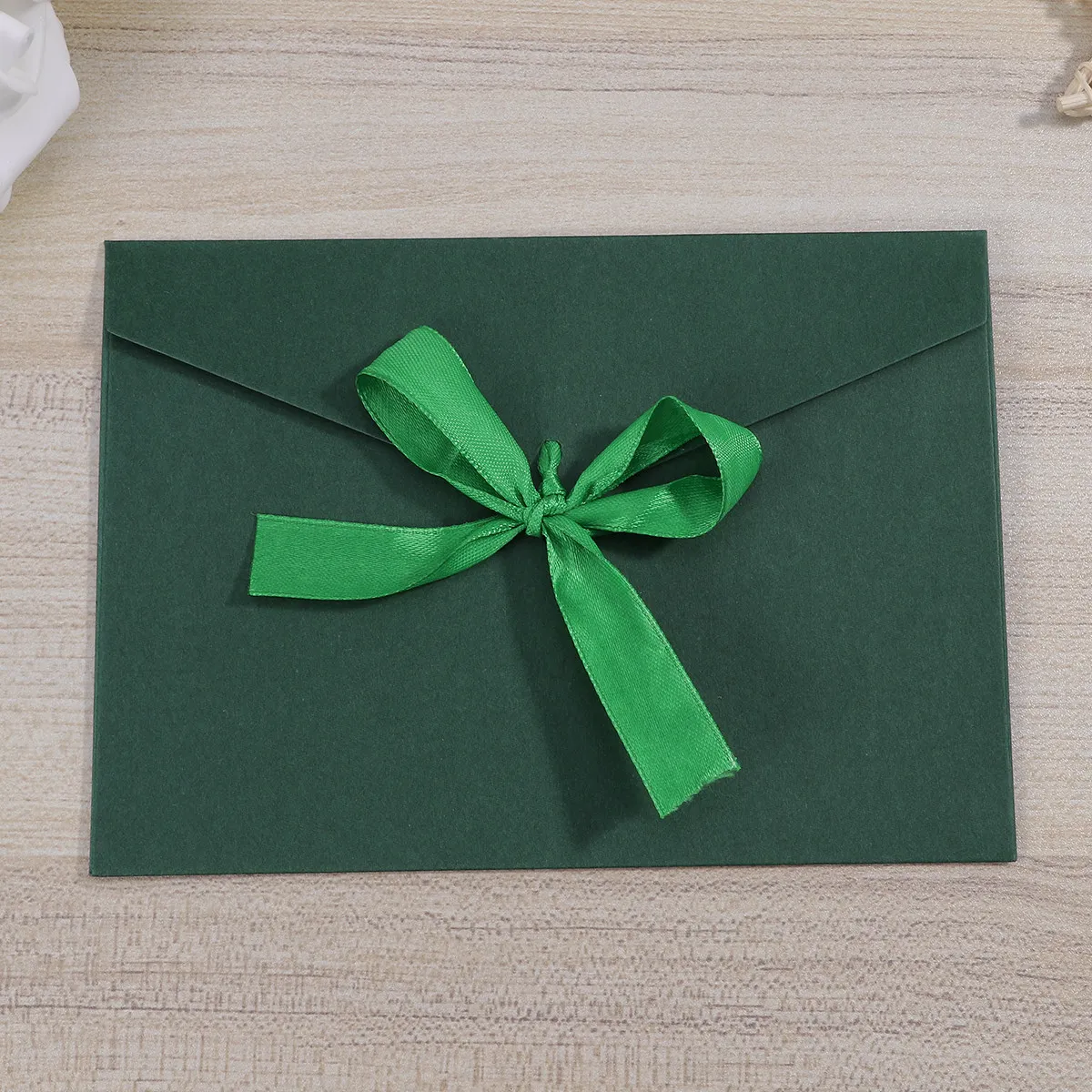 

10Pcs Creative Solid Color Invitation Envelopes Classic Bow Tie Design 17.5x12.5cm for Wedding Birthday Anniversary Party Please