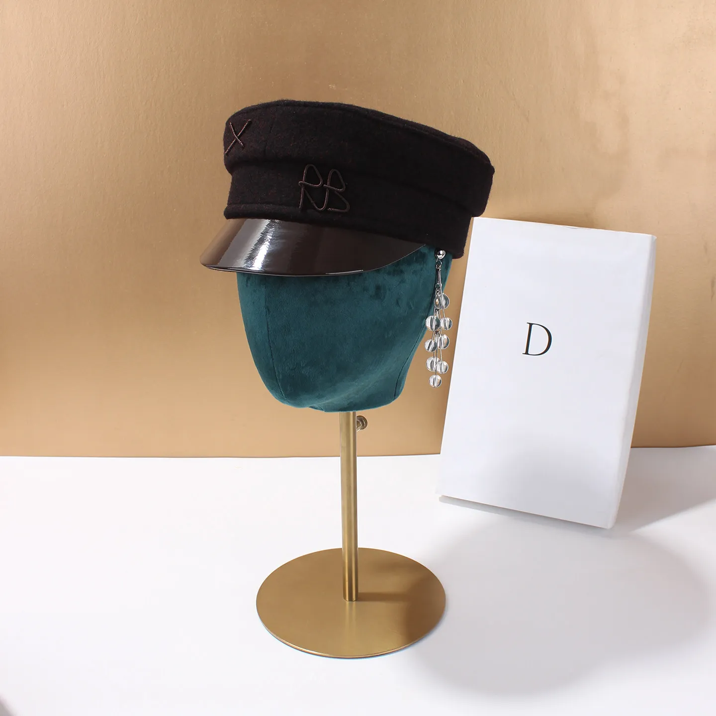 Brand Fashion PU Brim Flat Beret Caps For Women British Retro Wool Newsboy Caps for Women with Earrings Pierced Baker Boy Cap
