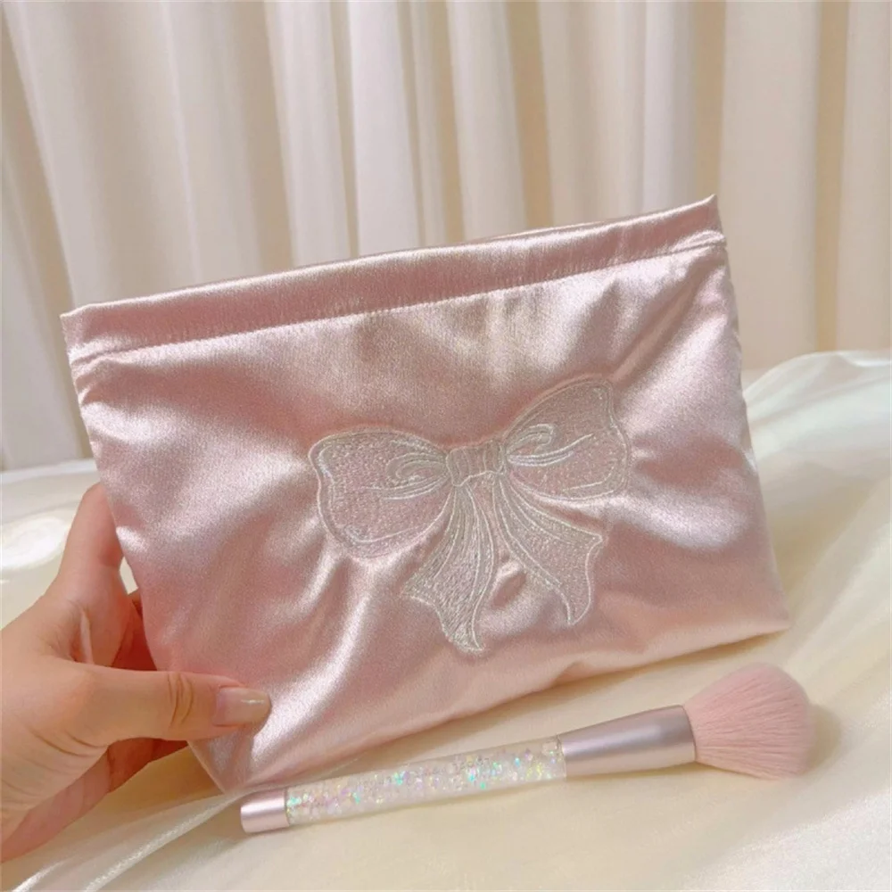 Pink Embroidered Bowknot Glossy Makeup Bag Portable Cosmetic Bags Travel Toiletry Storage Bag Women Girl Make Up Organizer Pouch