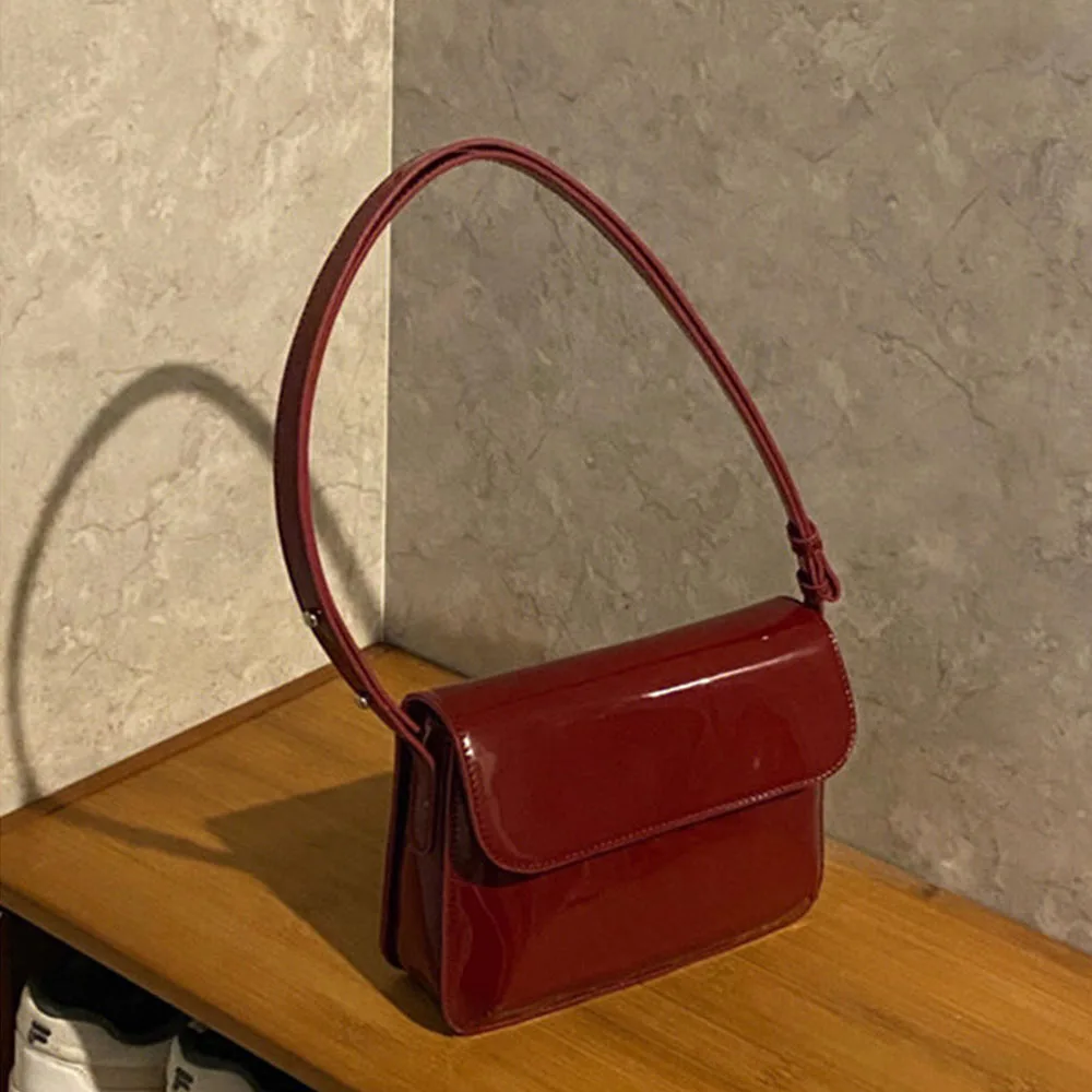 Retro Red Patent Leather Handbags Women Shoulder Bag Small Square Bag Ladies Vintage Simple Solid Color Underarm Bag Tote Purse