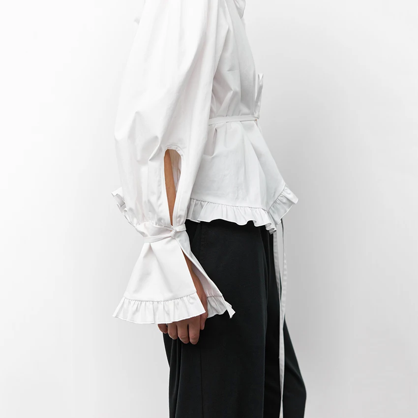 Linad بلوزة كلاسيكية بياقة مكشكشة بيضاء للنساء قمصان أنيقة بأكمام مضيئة للخريف قطع علوية غير رسمية بأكمام طويلة 2025 بوهو