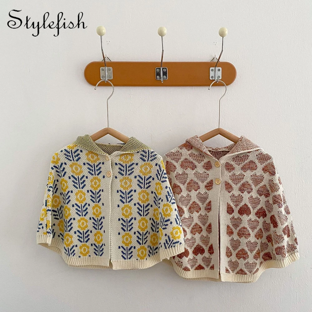 Autumn new style 0-3 years old baby clothing baby   girl  baby  boy  exquisite fashionable jacquard knitted hooded cape coat