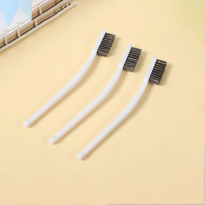 

2Packaging color is random180mmExtended bristle wire brush，Wire brush with plastic handle-Heavy-duty rust remover and metal poli