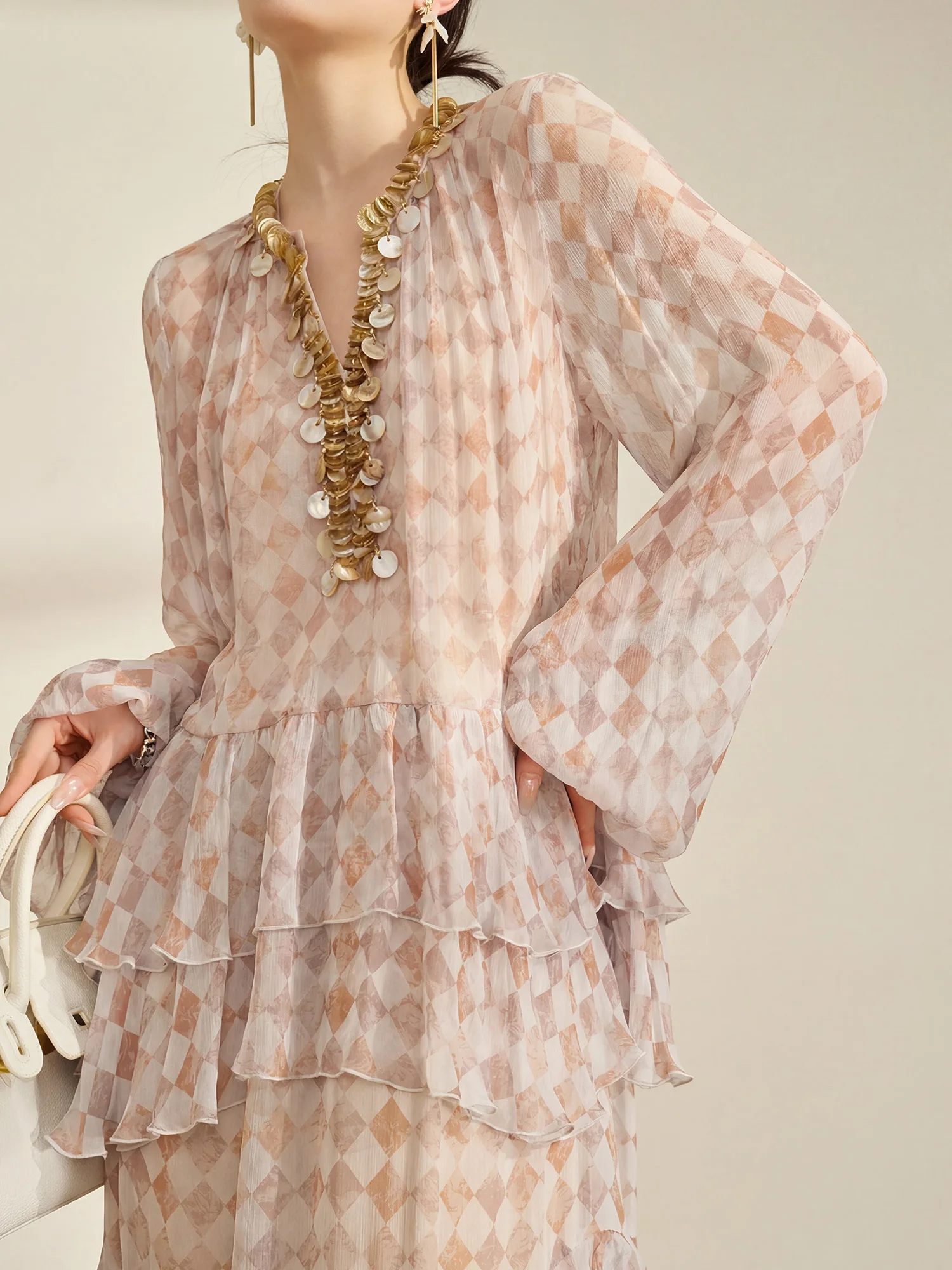 

Flowing Era Heavy Industry Sequin Long Sleeve Dress Women's Spring Checkered Print Cake Skirt Long Dress Vintage Style V-Neck
