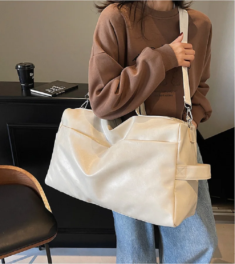 New Men Women's Fashion Business Soft Leather Travel Duffle Totes Large Capacity Shoulder Bags Sports Fitness Bag Handbag