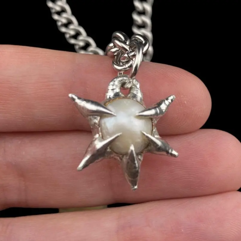 Spiky Pearl Pendant Women Necklace Soldered Handmade Colorfast Liquid Metal Thorn Necklace Cybercore Y2K Jewelry Special Gift