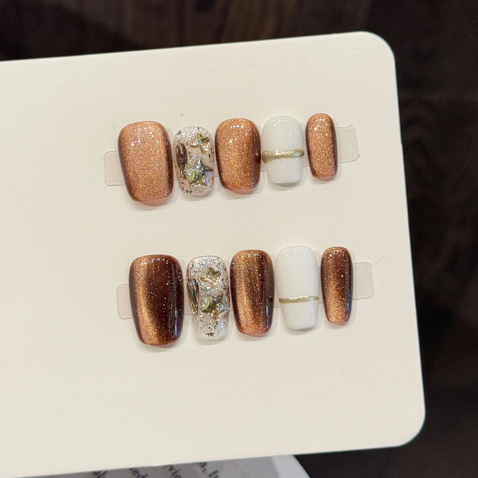 10 個手作り付け爪ブラウンゴールドグリッタースターラインストーン装飾プレスオンネイル高級付け爪パーティー写真撮影用デイリー