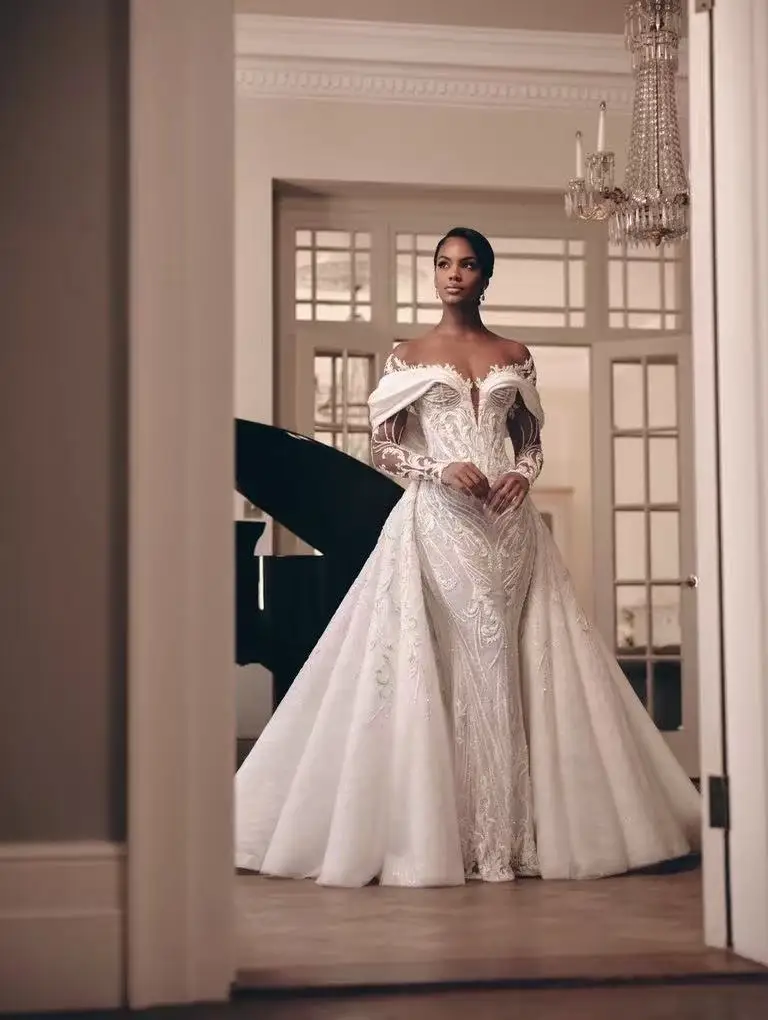 Maßgeschneidertes Luxus-Brautkleid mit Applikationen und Spitze im Meerjungfrauenstil, Abnehmbarer Schleppe, Schulterfreies Hochzeitskleid 2026 Vestido De Noiva – Detail 5