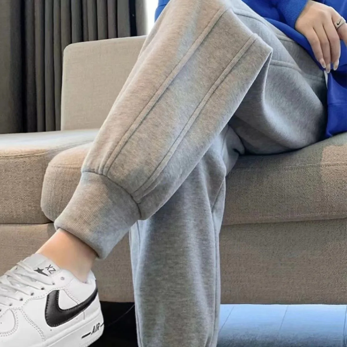 2025 春秋 ルーズベルベットサニタリーパンツ レディース 秋冬パンツ 厚手アウター 新しいルック 着痩せタイト L