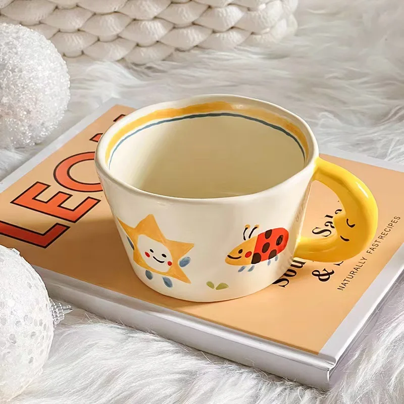 Creative Graffiti Seven Star Ladybug Sunflower Ceramic Mug with Moon Handle Household Breakfast Milk Cups Latte Latte Coffee Cup