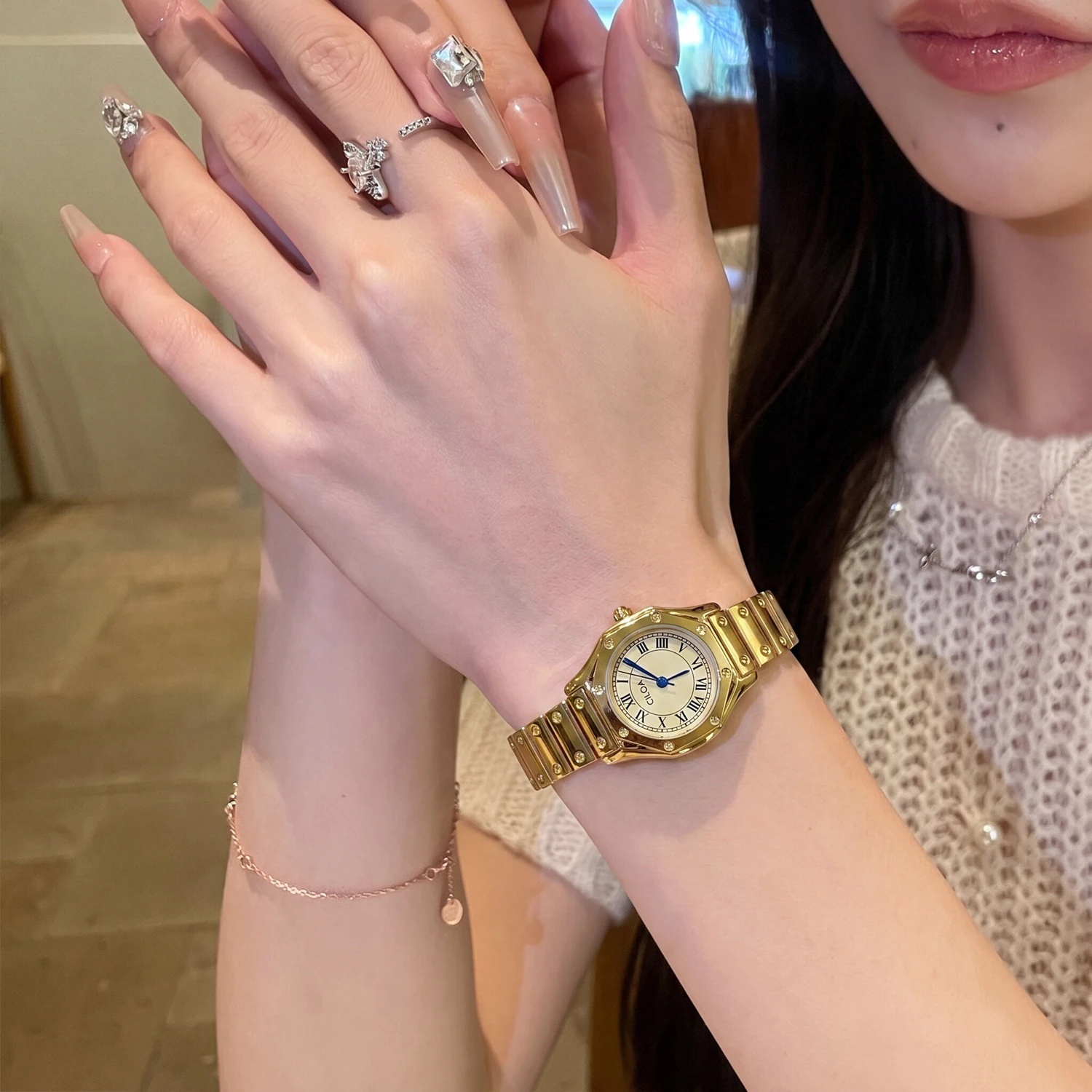 

CILOA Women's Gold Octagonal Watch Roman Numeral White Dial Rivet Detail Stainless Steel Band Vintage Casual Quartz Wristwatc