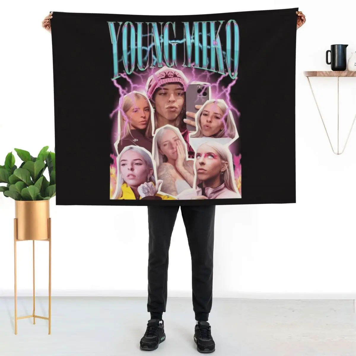 

148 Young Miko Vintage Retro Design Throw Blanket Durable Warm Blanket for Daily Home Use