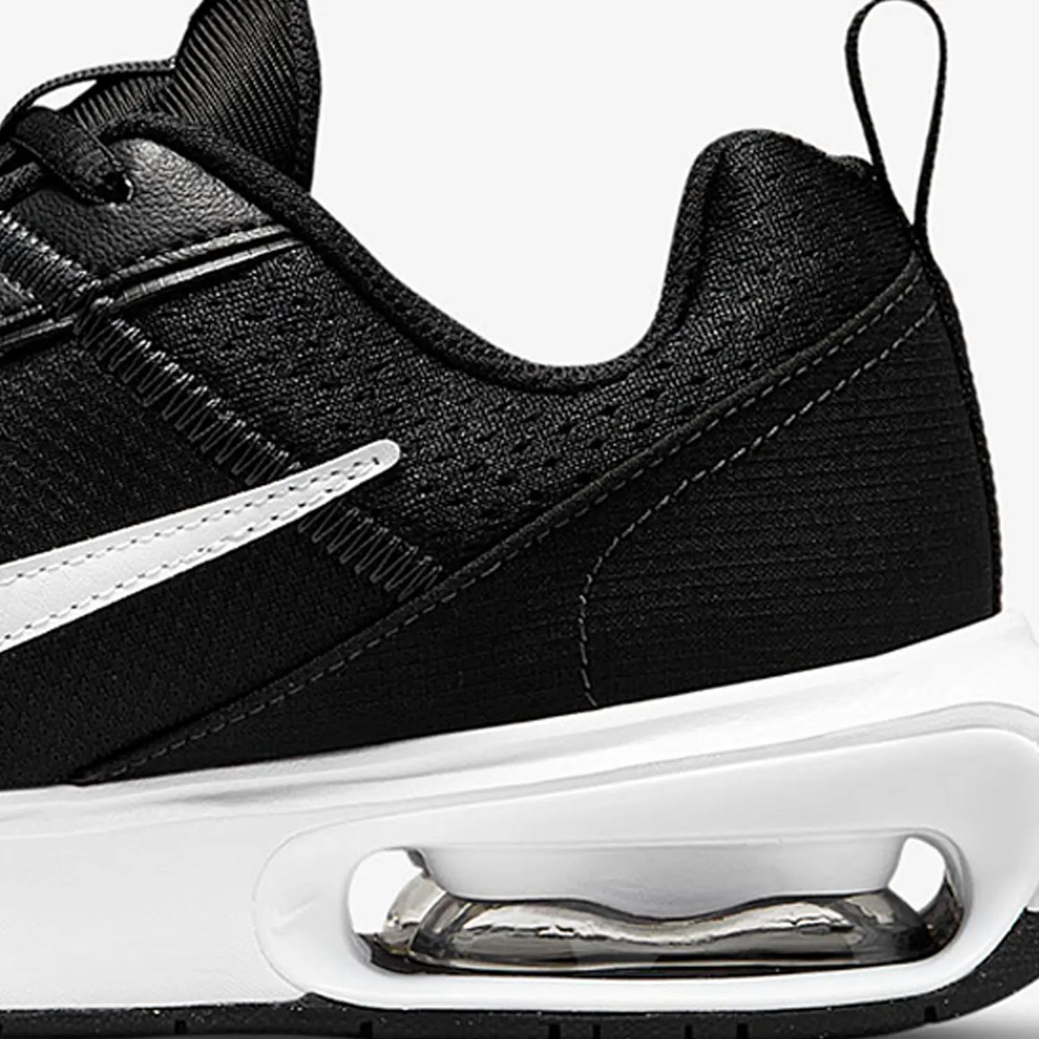 حذاء الجري GS للسيدات من Nike Authentic Fall DH9393-002