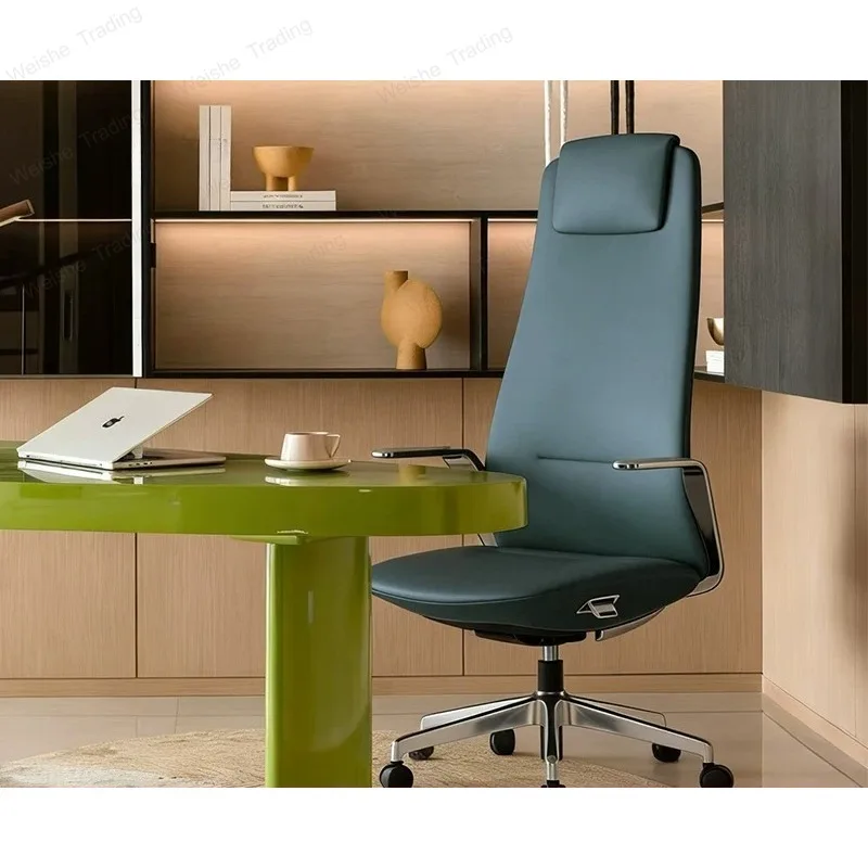 Light luxury leather boss chair large class office sedentary comfortable back chair